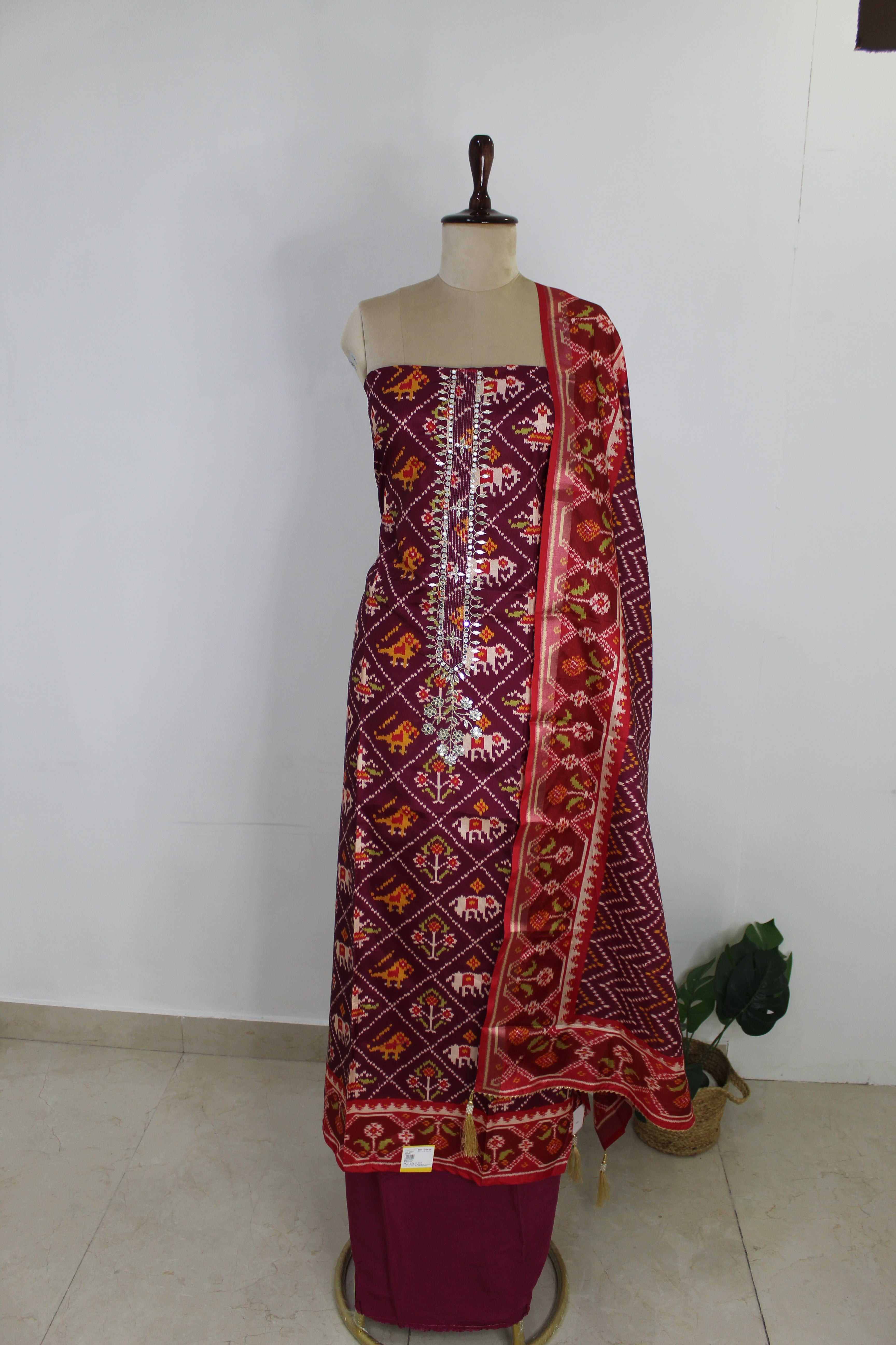 Ikat Print Un-Stitched Suit Fabric