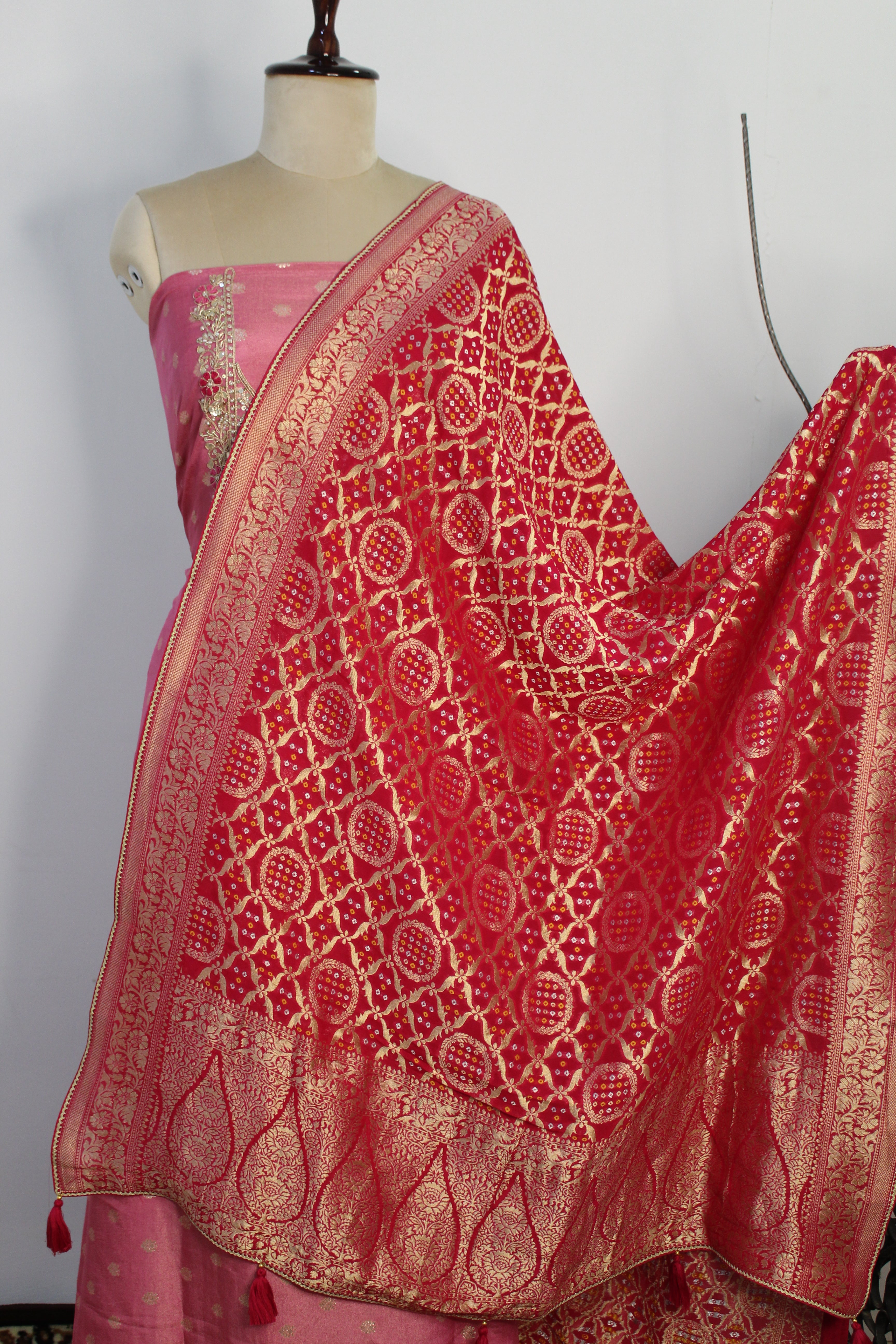 Banarsi Dupaata Un-Stitched Suit Fabric