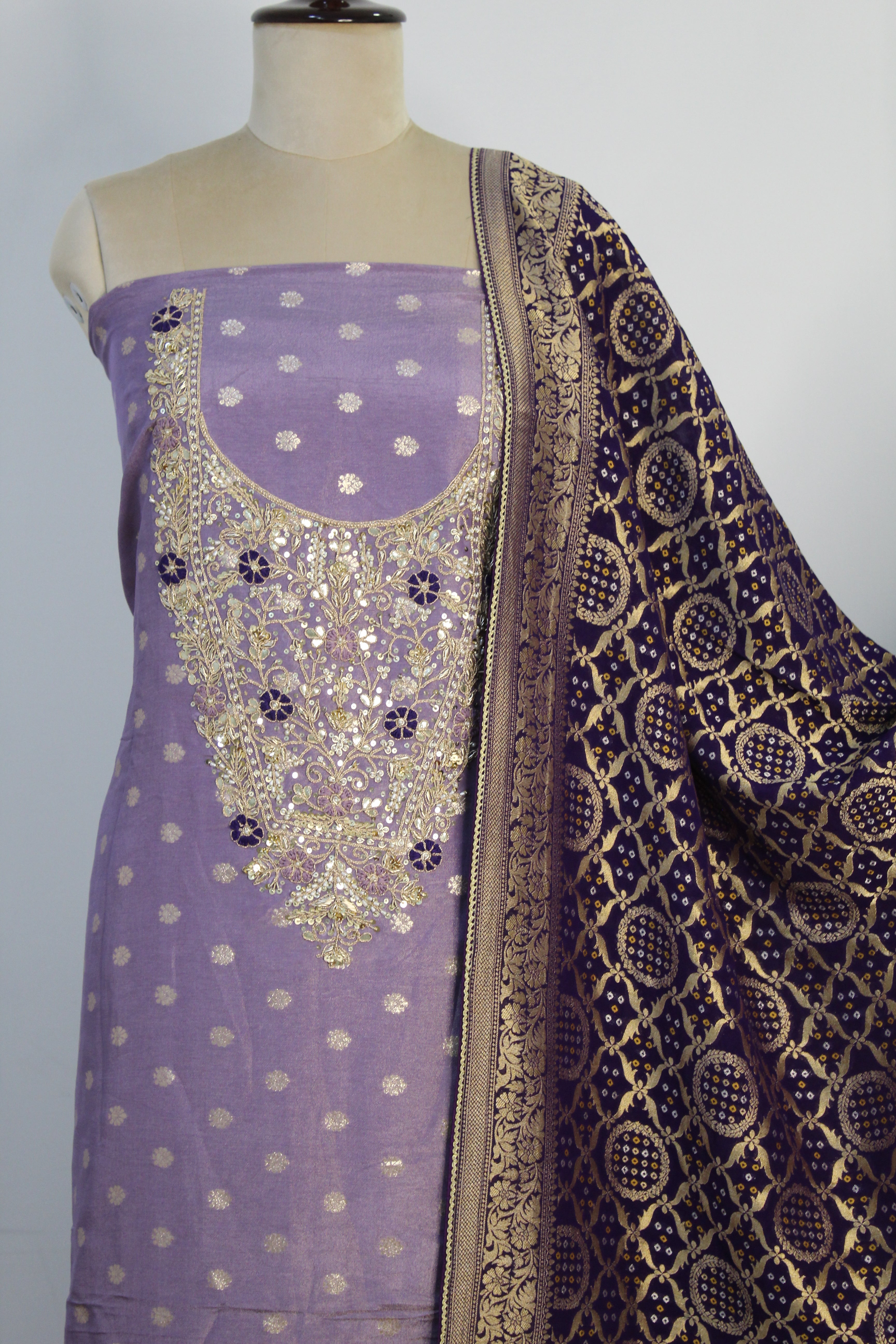 Banarsi Dupaata Un-Stitched Suit Fabric