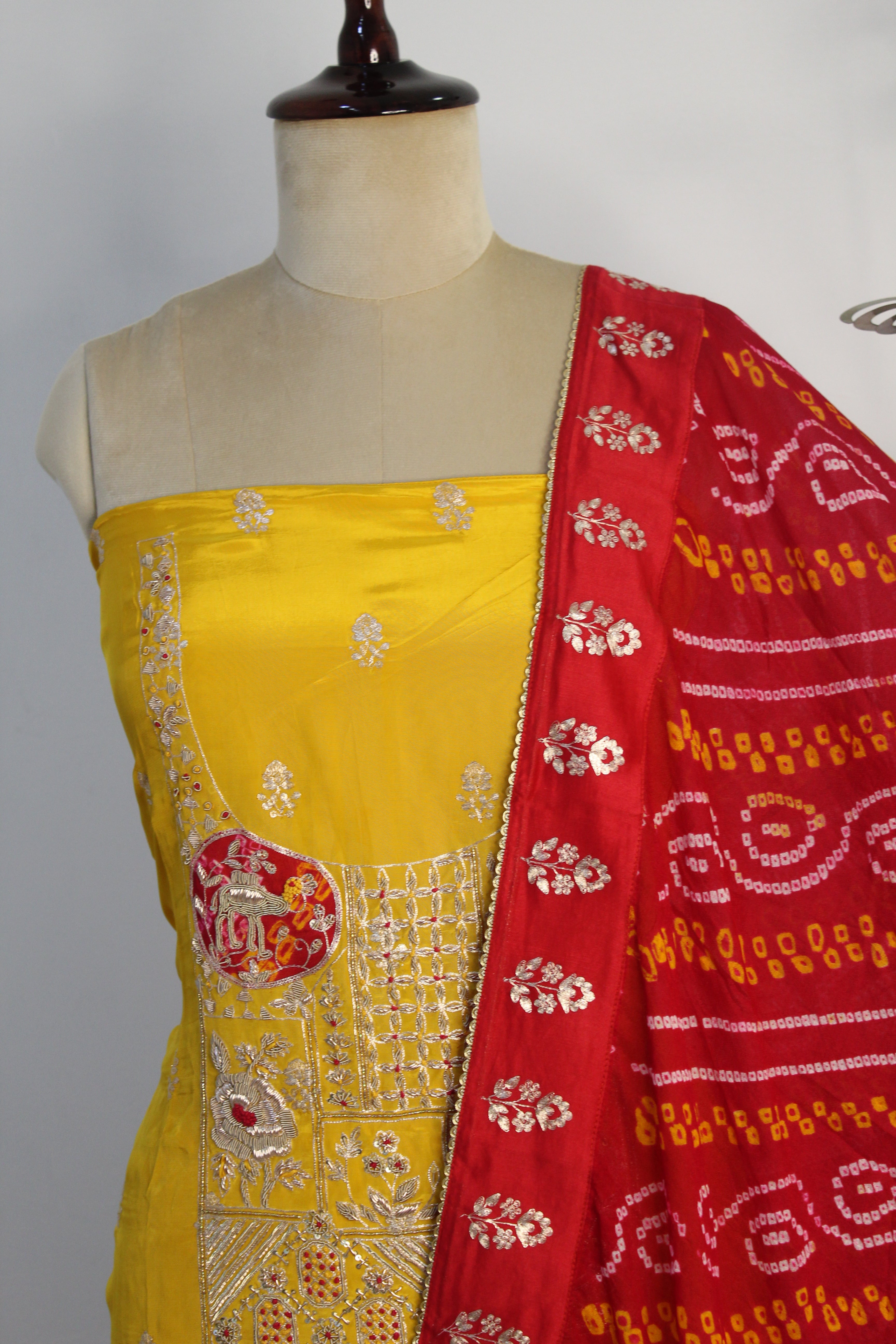 Dabka Hand Work With Bandhani Dupatta Un-Stitched Suit Fabric
