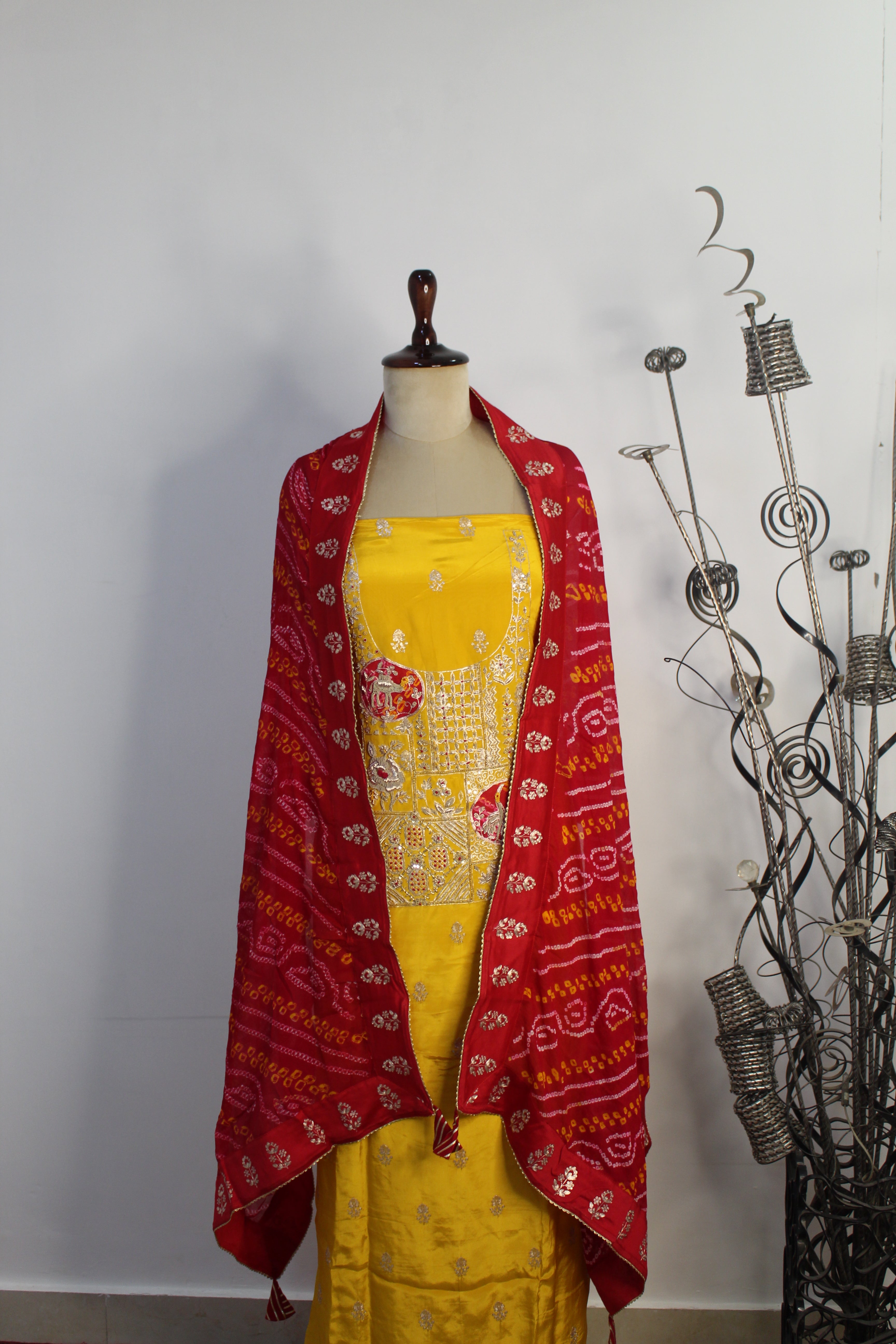 Dabka Hand Work With Bandhani Dupatta Un-Stitched Suit Fabric