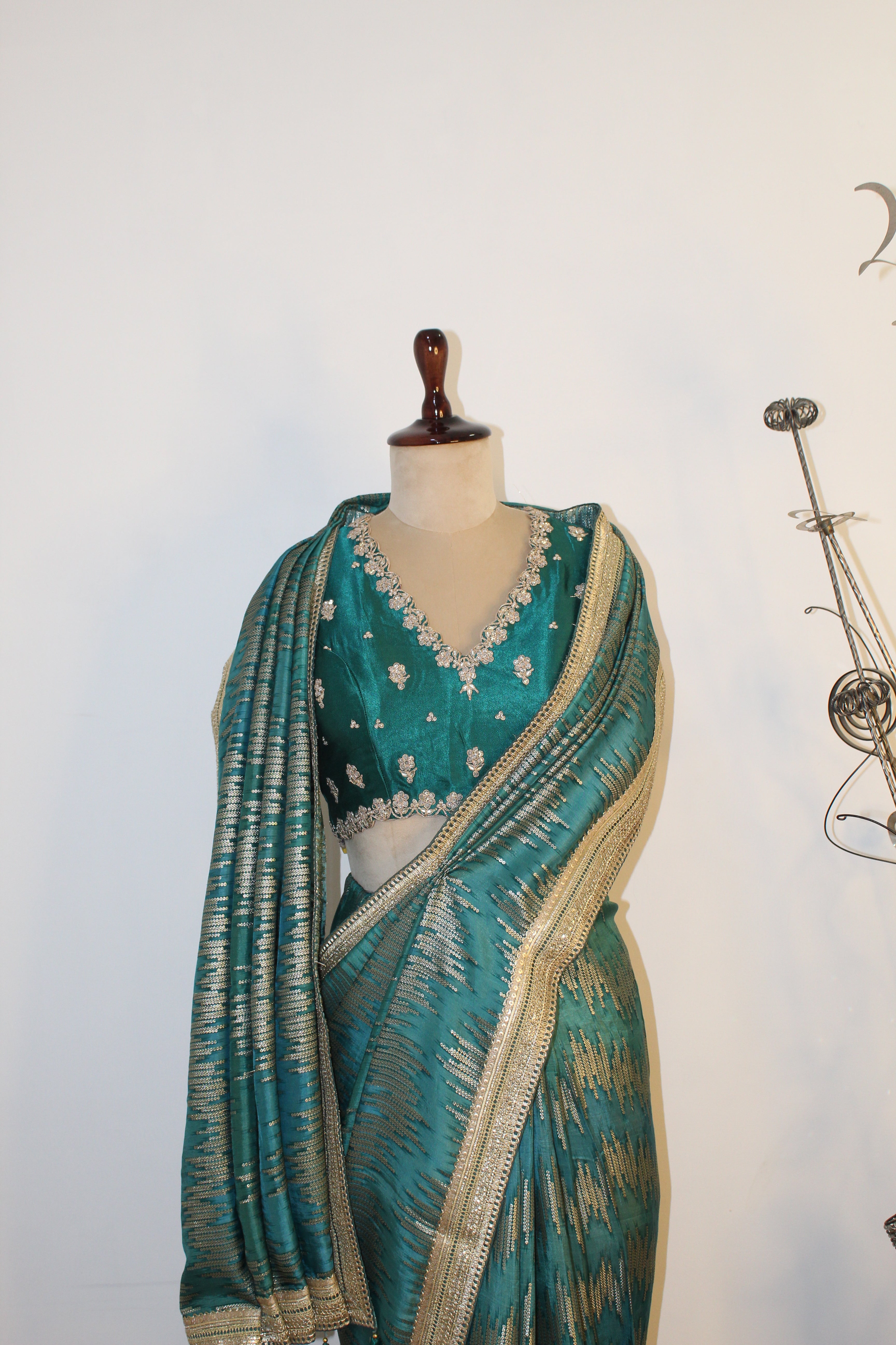 Saree With Readymade Blouse